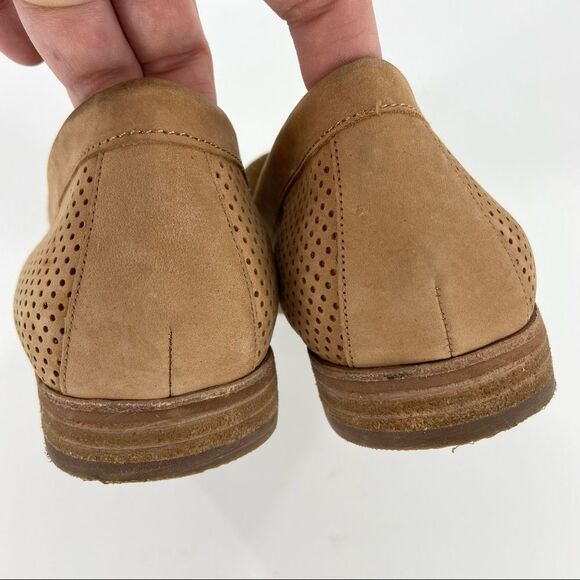Corso Como Carlynee Tan Leather Slip On Perforated Casual Loafers 7.5 - Picture 12 of 16